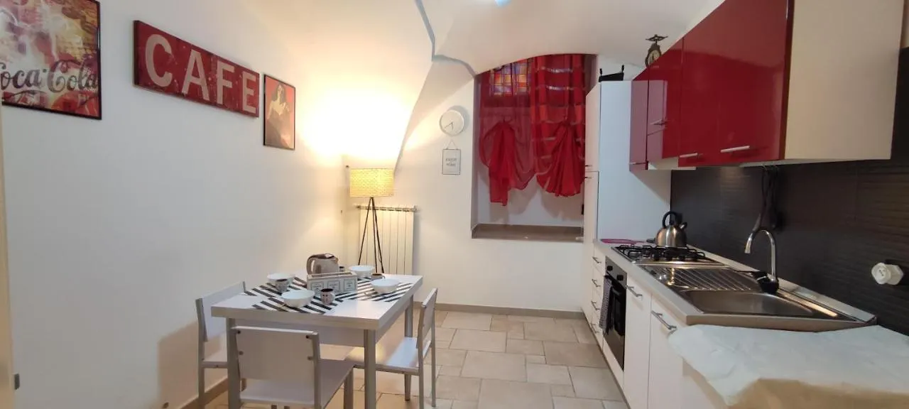 Central Station Suite Bari 0*,